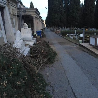 Ponte di Ognissanti, cimiteri sono chiusi per allerta? i sindaci revocano le ordinanze in mattinata