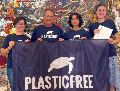 Cairo firma l’accordo con Plastic Free per combattere l’inquinamento da plastica Cairo firma l’accordo con Plastic Free per combattere l’inquinamento da plastica