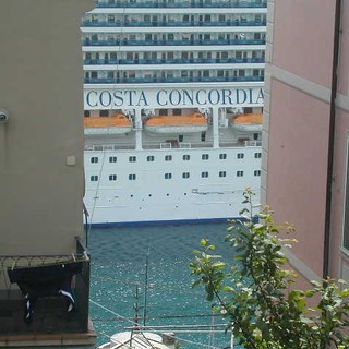 Disperso in mare un turista caduto dalla Costa Concordia