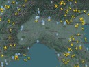 Problema al centro di controllo radar, bloccati per ore i voli nel Nord Ovest, ritardi all'aeroporto di Genova