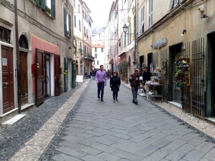 Maltempo: rinviata la rassegna di antiquariato 'Antiqua Finale' Maltempo: rinviata la rassegna di antiquariato 'Antiqua Finale'