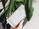 Perde il cellulare, ma per riavere il numero deve aspettare oltre un mese