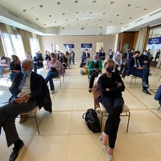 Fratelli d'Italia chiede fine del coprifuoco e regole chiare per rilanciare il turismo (VIDEO)