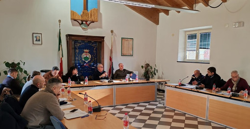 Una seduta del Consiglio comunale di Pietra Ligure Una seduta del Consiglio comunale di Pietra Ligure