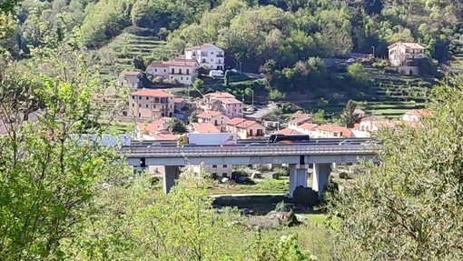 Problema tecnico per un mezzo pesante tra Finale e Feglino, A10 in tilt: code fino a sei chilometri a Ponente