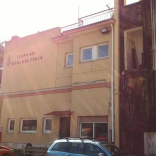 Caserma dei vigili del fuoco di Albenga, Cossu (USB): "Gli interventi promessi da Mulè servono solo a coprire il problema, non a risolverlo"