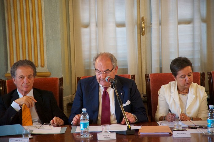 Un incontro alla Camera di Commercio per analizzare l’economia della Liguria Un incontro alla Camera di Commercio per analizzare l’economia della Liguria