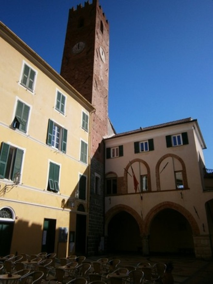 Anche a Noli Mussolini è cittadino onorario. Il sindaco: "La revocheremo" Anche a Noli Mussolini è cittadino onorario. Il sindaco: "La revocheremo"