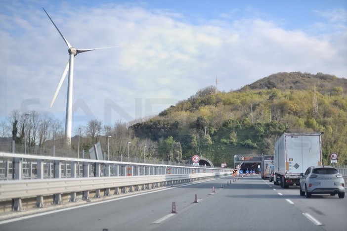 Pasqua e ponti primaverili, tutto ok per il piano di alleggerimento dei cantieri nelle autostrade savonesi e liguri