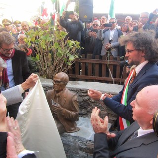 Il sindaco di Lucca rifiuta di dedicare una via a Pertini. Castellini: “Strumentalizzare la sua figura mi fa rabbrividire” Il sindaco di Lucca rifiuta di dedicare una via a Pertini. Castellini: “Strumentalizzare la sua figura mi fa rabbrividire”