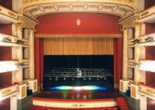 Al "Chiabrera" di Savona l'Orchestra Sinfonica Olandese dell'Aia per le famiglie delle vittime di Genova Al "Chiabrera" di Savona l'Orchestra Sinfonica Olandese dell'Aia per le famiglie delle vittime di Genova