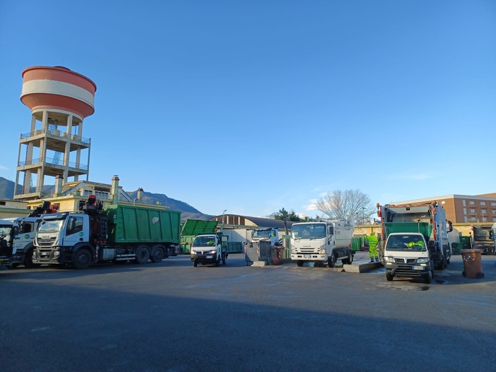 Albenga, tour virtuale nel Centro di Raccolta Sat, assessore Pollio: “Il fiore all’occhiello del nostro territorio” (FOTO e VIDEO)