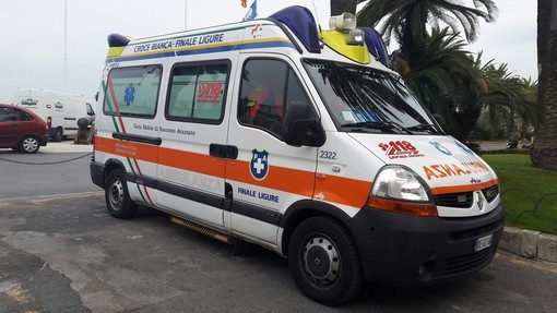 Finale, ciclista travolto sulla via Aurelia: ricoverato in codice giallo Finale, ciclista travolto sulla via Aurelia: ricoverato in codice giallo