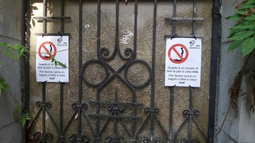 A Finale segnaletica "fai da te" contro la maleducazione