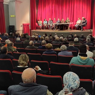 Sassello, consiglio comunale sulla peste suina. Assessore Piana: "Gestione fatta con malanimo. Ci vuole uno scatto d'orgoglio per cambiare chi ricopre posizioni verticistiche" (FOTO)