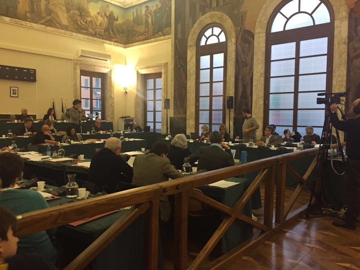 Savona, sul caso dei libri scolastici il Pd non ci sta: "Siamo senza parole, i diritti non si comprano"