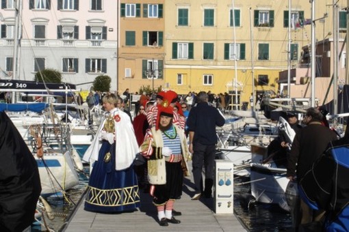 Cicciolin e la sua corte vi invitano al “Carnevale in darsena” a Savona Cicciolin e la sua corte vi invitano al “Carnevale in darsena” a Savona