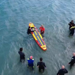 Sicurezza in mare: ad Alassio il corso con SUP per bagnini e operatori balneari