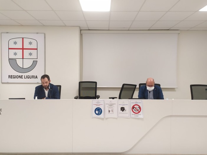 Il Pd presenta una legge sulla parità salariale tra uomo e donna: "Legge necessaria, tutti i partiti, compreso il nostro facciano la loro parte" (VIDEO)