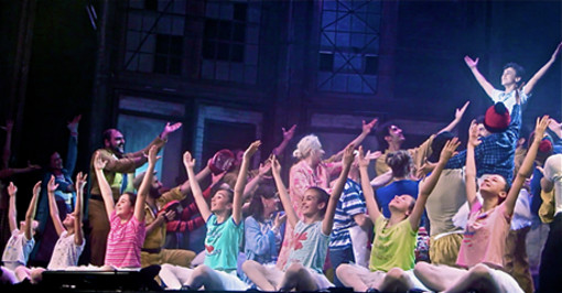 Le ragazze del Centro Danza Savona trionfano nel musical “Billy Elliot” (FOTO)