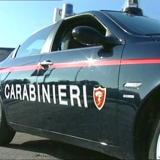 Giovane denunciato a piede libero per rapina a Savona