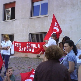 Savona: &quot;La tua maestra sciopera perchè&quot;, iniziativa della Cgil per il 14 dicembre