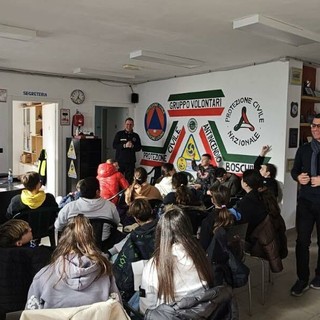 Andora, gli studenti delle scuole medie a lezione presso la sede del Gruppo Comunale di Protezione civile