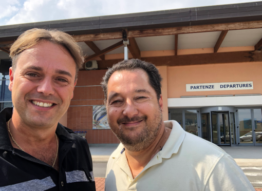 Sopralluogo all'Aeroporto di Villanova. Il consigliere provinciale Ciangherotti (FI): "Linea aerea Villanova- Roma per aiutare la Liguria" Sopralluogo all'Aeroporto di Villanova. Il consigliere provinciale Ciangherotti (FI): "Linea aerea Villanova- Roma per aiutare la Liguria"