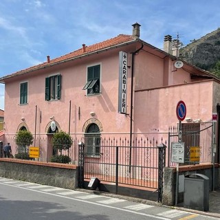 Cisano, il Comune acquisisce la stazione dei carabinieri: "Investimento per un servizio fondamentale per tutto il comprensorio"