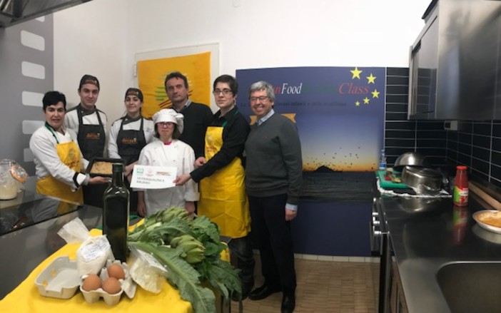 Coldiretti spiega il nuovo bando regionale di aiuti per l’agriturismo Coldiretti spiega il nuovo bando regionale di aiuti per l’agriturismo