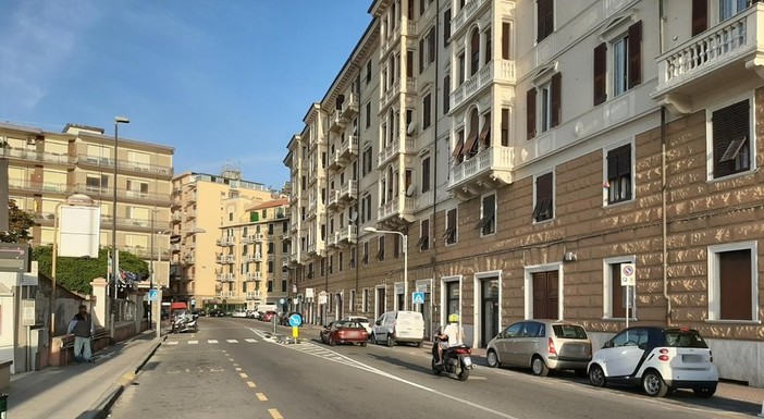 Savona, 37enne marocchino trovato morto in corso Vittorio Veneto: disposta l'autopsia Savona, 37enne marocchino trovato morto in corso Vittorio Veneto: disposta l'autopsia