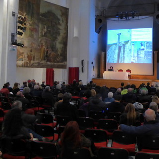 Finale Ligure, ottima partecipazione e risultati molto positivi al convegno “Geologia e Paesaggio" Finale Ligure, ottima partecipazione e risultati molto positivi al convegno “Geologia e Paesaggio"