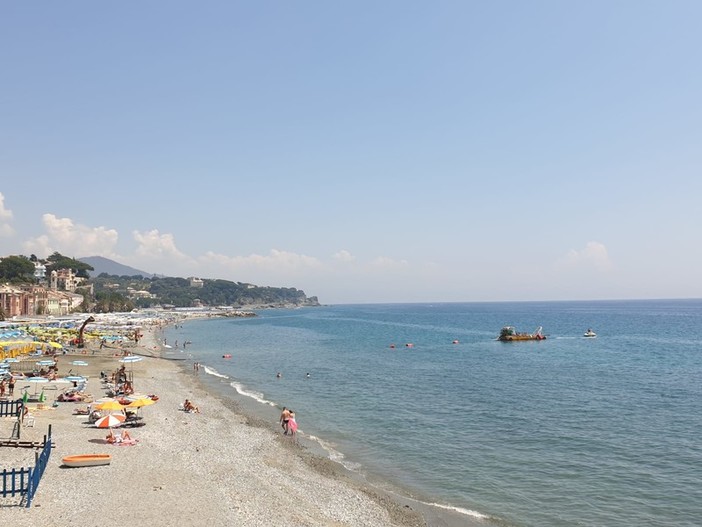 Celle, continua ad essere vietata la passeggiata e lo stazionamento sulle spiagge