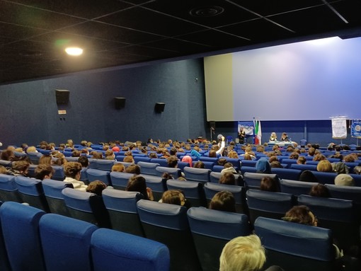 Ad Albenga il convegno "Sbulloniamoci – No bullo, si party"