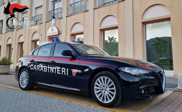 Evade dai domiciliari per vedere la fidanzata: 19enne arrestato a Borghetto Evade dai domiciliari per vedere la fidanzata: 19enne arrestato a Borghetto