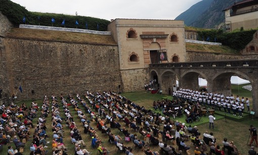 Sulle note dei Carmina Burana Confartigianato Imprese Cuneo ha presentato il volume dedicato alle "Passeggiate gourmet"