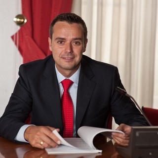 Ciangherotti: "Teknoservice conferma, è in Sardegna la nuova spazzatrice meccanica di Albenga" Ciangherotti: "Teknoservice conferma, è in Sardegna la nuova spazzatrice meccanica di Albenga"