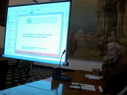 Ad Albenga si incontrano le Cooperative di Comunità, Cangiano: "Modello vincente per superare la crisi"