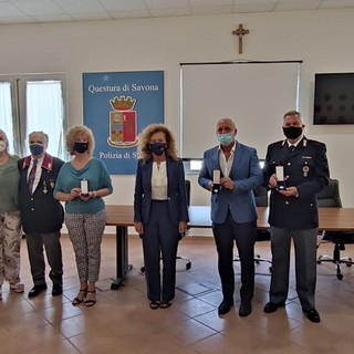 Polizia di Stato, "Medaglie di Commiato" ai colleghi in pensione
