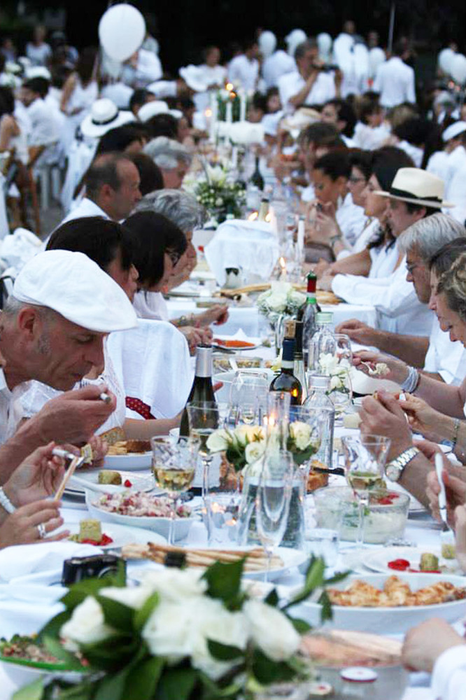 Il 6 settembre Savona si veste di bianco e blu