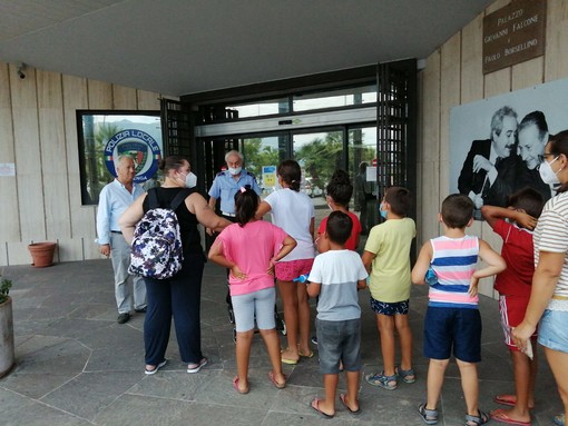 Albenga, un giorno da vigili urbani per i bimbi del campo estivo “L’arcobaleno” Albenga, un giorno da vigili urbani per i bimbi del campo estivo “L’arcobaleno”