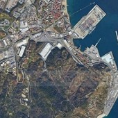 Collina sopra il porto di Vado, sospesa l'asta di vendita: una frana dovrà essere messa in sicurezza Collina sopra il porto di Vado, sospesa l'asta di vendita: una frana dovrà essere messa in sicurezza
