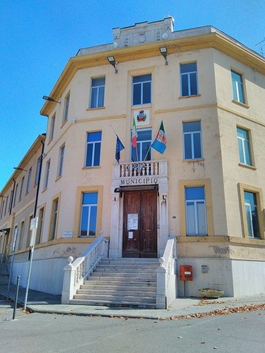 Cengio, completato il parcheggio in via Vittorio Veneto