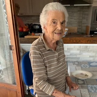 Celle, festa grande per i 100 anni di Maddalena "Lena" Bruno