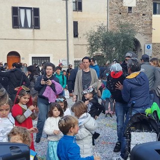 Villanova d'Albenga, grande successo domenica scorsa per il Carnevale (FOTO)