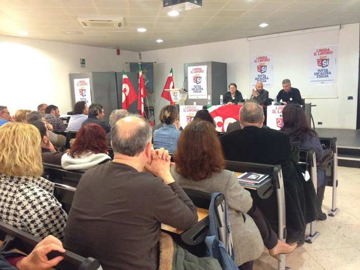 Voucher e appalti, a Savona il segretario nazionale Cgil Massafra: "Accorpare referendum ed elezioni nazionali il 28 maggio"