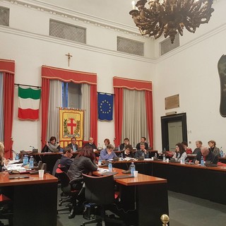 Albenga approva il bilancio di previsione ed il piano triennale delle opere pubbliche Albenga approva il bilancio di previsione ed il piano triennale delle opere pubbliche