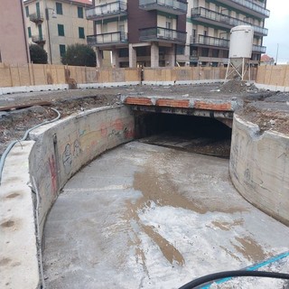 Cantiere di Legino, incontro comune-commercianti. Assessore Parodi: "La chiusura entro il 15-30 settembre"