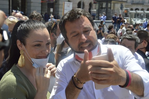 Matteo Salvini in visita nel capoluogo ligure: &quot;Il modello Genova è quello vincente&quot; (VIDEO e FOTO)