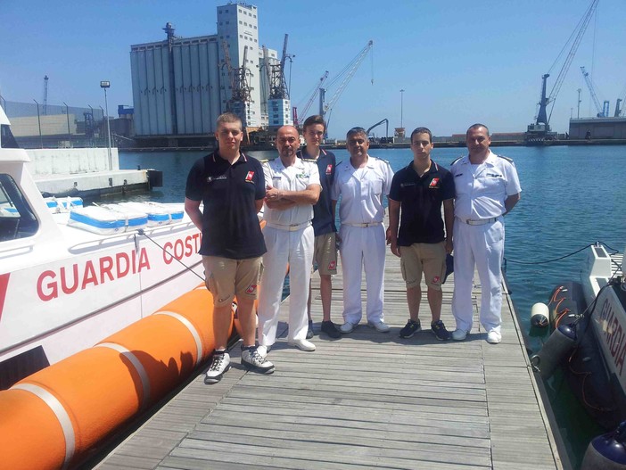 "Campi estivi" per la protezione del mare e per la sicurezza della navigazione alla Capitaneria di Porto di Savona "Campi estivi" per la protezione del mare e per la sicurezza della navigazione alla Capitaneria di Porto di Savona